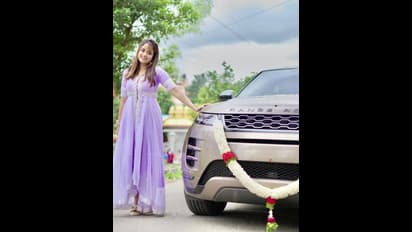 ಕೊನೆಗೂ ಡ್ರೀಮ್ ಕಾರ್ ಖರೀದಿಸಿದ ಚೈತ್ರಾ ವಾಸುದೇವನ್; ದುಬಾರಿ ಕಾರಿನ ಜೊತೆ ಮಸ್ತ್ ಪೋಸ್ 