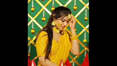 పెళ్లికూతురైన బిగ్‌ బాస్‌ బ్యూటీ ప్రియాంక సింగ్‌.. హల్దీ ఫంక్షన్‌ ఫోటోలు వైరల్‌ 