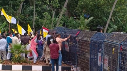 വിഴിഞ്ഞം സമരം: മന്ത്രിസഭാ ഉപസമിതി ഇന്ന് നടത്തിയ ചര്‍ച്ചയും ഫലം കണ്ടില്ല