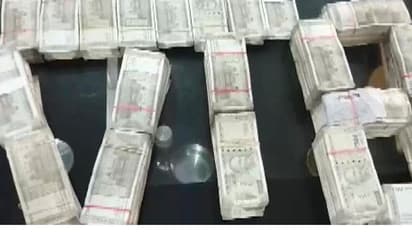 ಬಿಹಾರದ ಎಂಜಿನಿಯರ್ ಮನೆ ಮೇಲೆ ವಿಚಕ್ಷಣಾ ದಳ ರೇಡ್: ಲೆಕ್ಕಕ್ಕೆ ಸಿಗದ ಕೋಟಿ ಕೋಟಿ ಹಣ ಪತ್ತೆ