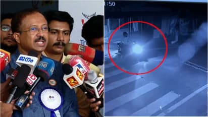 സിപിഎം ഓഫീസ് ആക്രമണം:'പ്രതികളെ സിപിഎം പ്രഖ്യാപിക്കുന്നു,അതനുസരിച്ച് പൊലീസ് പ്രതികളെ പിടികൂടുന്നു'വി മുരളീധരന്