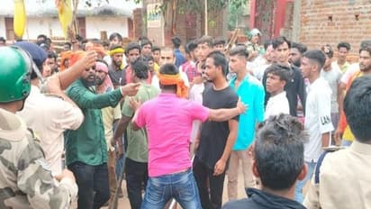 12वीं क्लास की छात्रा ने दोस्ती नहीं तो आरोपी ने जिंदा जलाया, सड़क पर उतरे लोगों की मांग- हत्यारे को फांसी दो