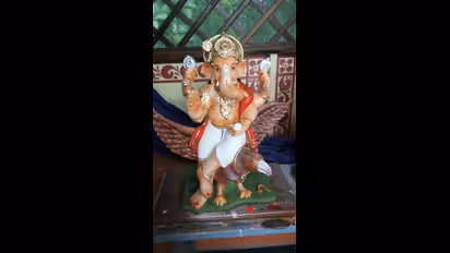 ಭುವಿಗಿಳಿದ ಭಗವಂತ; ಜಿ.ಡಿ. ಭಟ್ ಕೈಯ್ಯಲ್ಲಿ ಮೂಡುವ ಮನೋಹರ ಗಣಪನ ಮೂರ್ತಿಗಳು