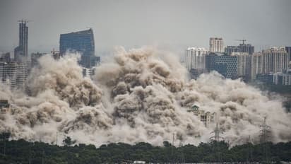 ట్విన్ టవర్స్ కూల్చడానికి డెడ్‌‌లైన్.. గాఢ నిద్రలో మైమరిచి పడుకున్న స్థానికుడు.. చివరకు ఏం   జరిగిందంటే?