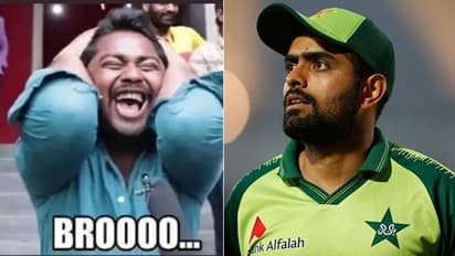 भारत के खिलाफ नहीं चला बाबर आजम का बल्ला, अब सोशल मीडिया पर जमकर उड़ रहा पाकिस्तानी ओपनर का मजाक