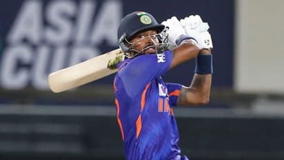 ഹാര്ദിക് പാണ്ഡ്യ എന്തുകൊണ്ട് ടീമില് നിന്ന് പുറത്തായി? കാരണം വിശദമാക്കി രോഹിത് ശര്മ