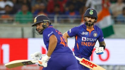 विश्व कप का बदला, टीम इंडिया के इन खिलाड़ियों लगाई रिकॉर्ड्स की झड़ी, फैंस बोले- ' रूलाओगे क्या'