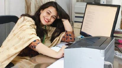 तड़के तीन बजे ऐसे रूप में नजर आई IAS अफसर टीना डाबी, लोग बोले...आपका जवाब नहीं मैडम