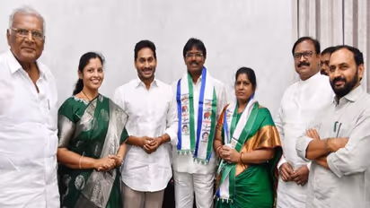 లోకేష్ ఇలాకాలో టిడిపికి బిగ్ షాక్... జగన్ సమక్షంలో వైసిపిలోకి గంజి చిరంజీవి