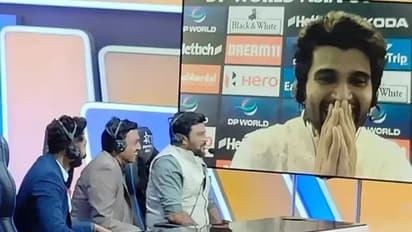 విరాట్ కోహ్లి బయోపిక్ చేస్తా.. విజయ్ దేవరకొండ షాకింగ్ అనౌన్స్ మెంట్.!