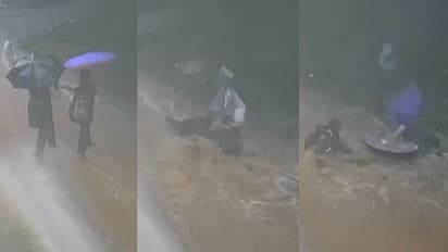 കോട്ടയത്ത് ഒഴുക്കിൽപ്പെട്ട രണ്ട് വിദ്യാ‍ര്‍ത്ഥിനികൾ അത്ഭുതകരമായി രക്ഷപ്പെട്ടു 