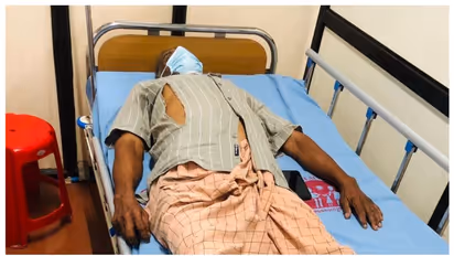 കിറ്റ് നല്കിയില്ലെന്ന് ആരോപിച്ച് റേഷൻ വ്യാപാരിക്ക് മർദ്ദനം, പ്രതിഷേധം, കീഴ്മാട്ടിലെ റേഷന് കടകള് അടച്ചിടും