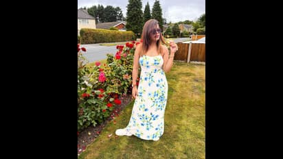 ইংল্যান্ডে ফুরফুরে মেজাজে ইমন চক্রবর্তী, দেখে নিন তাঁর অপূর্ব কিছু ছবি