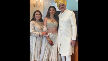 రానా భార్య మిహీక అందానికి నెటిజన్లు ఫిదా.. పెళ్లి వేడుకలో భర్తతో కలసి గ్లామర్ షో, పిక్స్ వైరల్ 