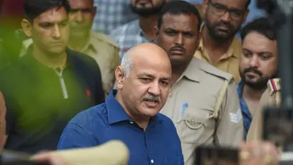 मनीष सिसोदिया का दावा-पीएम के कहने पर सीबीआई रेड, मोदी चाहते हैं सिसोदिया को कुछ दिन जेल में डाला जाए