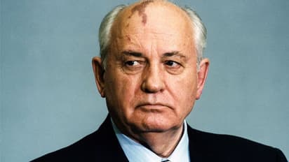 సోవియట్ మాజీ అధ్యక్షుడు మిఖాయిల్ గోర్బచెవ్ కన్నుమూత