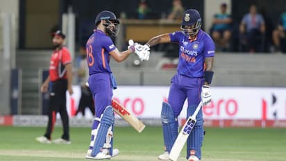 ഏഷ്യാ കപ്പ്: വെടിക്കെട്ടുമായി സൂര്യകുമാര്, കോലിക്ക് ഫിഫ്റ്റി,ഇന്ത്യക്കെതിരെ ഹോങ്കോങിന് 193 റണ്സ് വിജയലക്ഷ്യം