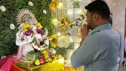 Ganesh Chaturthi 2022:  तस्वीरों में देखिए कपिल शर्मा समेत TV स्टार्स ने घर में कैसे सजाई बप्पा की झांकी