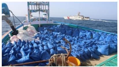 ഒമാന്‍ ഉള്‍ക്കടലില്‍ സൗദി നാവികസേന മയക്കുമരുന്ന് പിടികൂടി