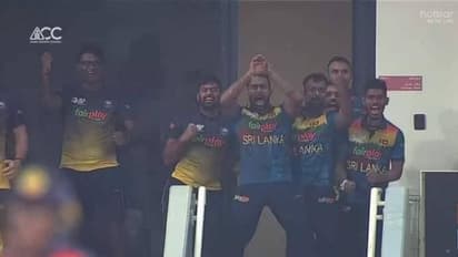 'പക അത് വീട്ടാനുള്ളതാണ്'; ബംഗ്ലാ കടുവകളെ വീഴ്ത്തി ലങ്കന് താരത്തിന്റെ നാഗ നൃത്തം- വീഡിയോ വൈറല്