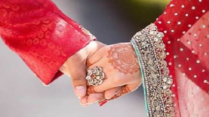 ಲವ್ ಮ್ಯಾರೇಜ್ ಆದ ಬಳಿಕ ಈ ತಪ್ಪುಗಳನ್ನ ಮಾಡಬೇಡಿ; ಇಲ್ಲಾಂದ್ರೆ ಸಂಬಂಧ ಮುರಿದು ಬೀಳುತ್ತೆ!