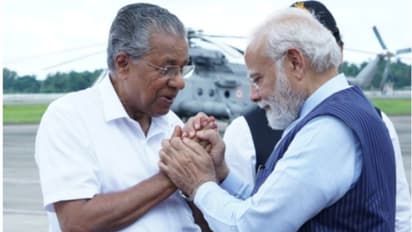 യാത്രയാക്കി പിണറായി, കൈ ചേര്ത്തുപിടിച്ച് മോദി