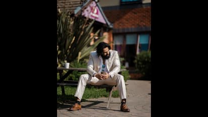 മാസായി ഉണ്ണി മുകുന്ദൻ; മലയാളികളുടെ 'റോക്കി ഭായ്' എന്ന് സോഷ്യൽ മീഡിയ