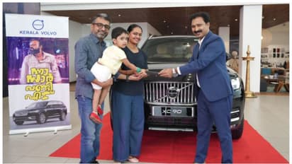 'കുഴിക്കേസ്' വൻ വിജയം, കുഴിയിലും ചതിക്കാത്ത കാര് സ്വന്തമാക്കി സംവിധായകൻ; വില 96 ലക്ഷം!