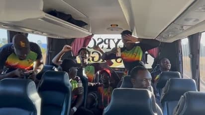 AUS vs ZIM ಆಸ್ಟ್ರೇಲಿಯಾ ವಿರುದ್ಧ ಜಿಂಬಾಬ್ವೆಗೆ ಐತಿಹಾಸಿಕ ಜಯ, ಬೀದಿ ಬೀದಿಯಲ್ಲಿ ಸಂಭ್ರಮ!