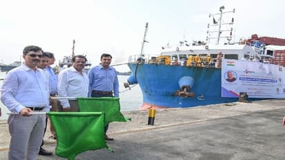 ভারত-বাংলাদেশ জলপথে সহজতর পণ্য পরিবহণ, কার্গো চলাচলের জন্য কলকাতা থেকে চট্টগ্রাম পর্যন্ত ট্রায়াল রান