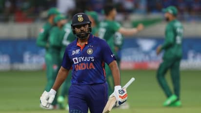 അതൊരു വലിയ തലവേദനയായിരുന്നു! ഇന്ത്യ- പാക് പോരിന് മുമ്പ് ടീമിനെ അലട്ടിയിരുന്ന പ്രശ്നത്തെ കുറിച്ച് രോഹിത്