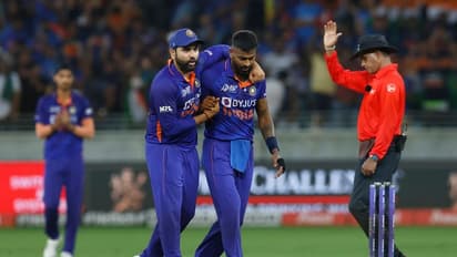 पाकिस्तानी प्लानिंग के शिकार हुए पांड्या-भुवी, पिछले मैच के हीरो कैसे बन गए विलेन, पाक ने तराशा यह नया सितारा