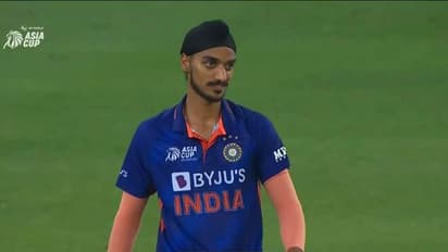 ఒకే ఓవర్లో 27 పరుగులు.. అర్ష్‌దీప్ చెత్త రికార్డు.. లయ తప్పుతున్న యువ పేసర్ 