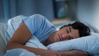 Did you know sleep positions can help reduce heartburn risks? Read on to find out more