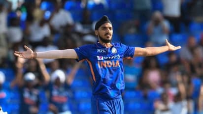 ദേ വന്നു, ദേ പോയി... കാര്യവട്ടത്തെ കൂട്ടത്തകര്ച്ച; ദക്ഷിണാഫ്രിക്കക്ക് വമ്പന് നാണക്കേട്