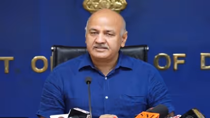 AAP leader Amanatullah Khan's aide arrested after ACB find Rs 12 lakh cash, gun in raid