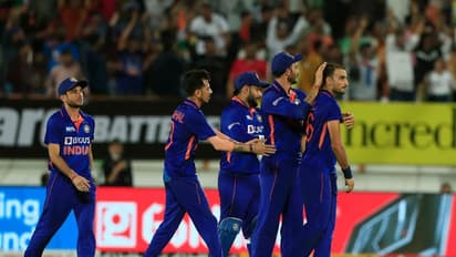 அவர் மனவலிமை வாய்ந்த கிரிக்கெட்டர்..! ஃபார்மில் இல்லாத வீரர் மீது ராகுல் டிராவிட் அபார நம்பிக்கை