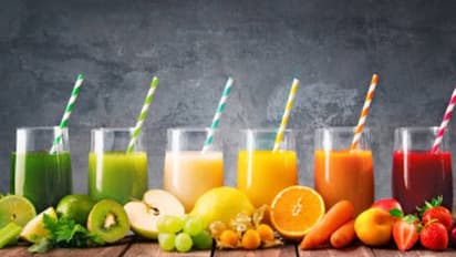 കഞ്ചാവ് ചെടിയുടെ കുരു ഉപയോഗിച്ച് ഷെയ്ക്ക്; കോഴിക്കോട് ഗുജറാത്തി സ്ട്രീറ്റില് പരിശോധന, കേസ്