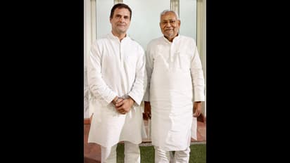 అపోజిషన్ మిషన్: రాహల్ గాంధీని కలిసిన నితీష్ కుమార్.. కేజ్రీవాల్ నెక్స్ట్