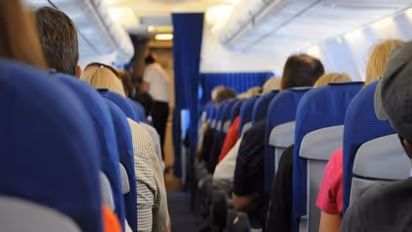 348 പേരുമായി പറക്കുന്നതിനിടെ വിമാനം ആകാശച്ചുഴിയിൽപ്പെട്ടു; ജീവനക്കാരുൾപ്പെടെ 11 പേർക്ക് പരിക്ക്