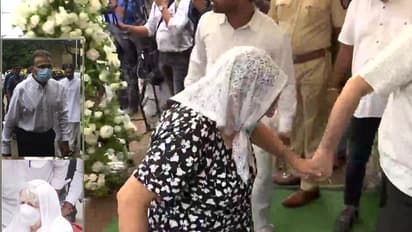 Cyrus Mistry Funeral: ಹಿಂದು ಸಂಪ್ರದಾಯದಂತೆ ಟಾಟಾ ಸನ್ಸ್ ಮಾಜಿ ಚೇರ್ಮನ್ ಅಂತ್ಯಕ್ರಿಯೆ