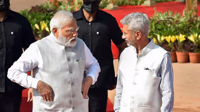 ‘টিভি দেখছ?’ ফোনে জিজ্ঞেস করেছিলেন নরেন্দ্র মোদী, কীভাবে তিনি হয়ে উঠেছিলেন বিদেশমন্ত্রী জয়শঙ্করের প্রিয় মানুষ?