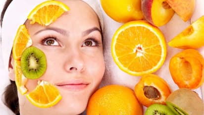 Skin Care: ആരും കൊതിക്കും സുന്ദര ചർമ്മം; പരീക്ഷിക്കാം പഴങ്ങള്‍ കൊണ്ടുള്ള ഈ ഫേസ് പാക്കുകള്‍...