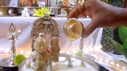 அலை பாயும் மனம் அமைதியடைய என்ன அபிஷேகம் செய்யணும் தெரியுமா?