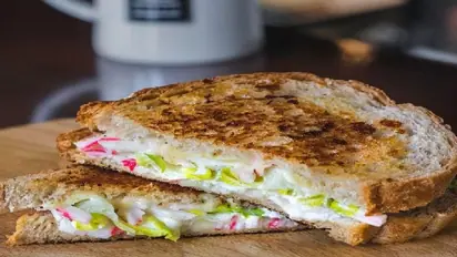 அவசர காலை உணவுக்கு ஏற்றது ''தயிர் சாண்ட்விச்''! - ஸ்பீடா செஞ்சு சாப்பிட்டு போயிட்டே இருக்கலாம்!!