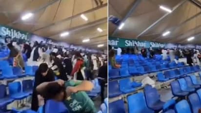 পাকিস্তান-আফগানিস্তান ম্যাচের পরেই গ্যালারিতে সমর্থকদের হাতাহাতি, ছোঁড়া হল চেয়ার, জলের বোতল