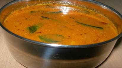 பாகற்காயில் இப்படி ஒருமுறை குழம்பு செஞ்சு சாப்பிடுங்க.. கசப்பே தெரியாது.. ருசியா இருக்கும்!