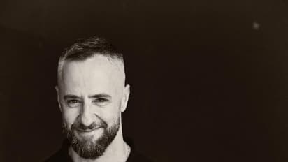 12 വയസുവരെ തെരുവ് ജീവിതം; ഇന്ന് ആമസോണിന്‍റെ വിദേശകാര്യങ്ങളുടെ തലവന്‍: ഡേവിഡ് അംബ്രോസ് ജീവിതം പറയുന്നു 