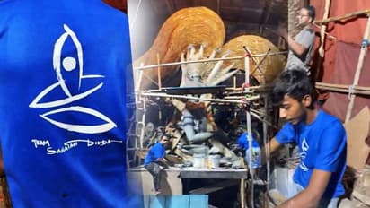 দুর্গাপুজোকে আক্ষরিক অর্থে বিশ্বমানে পৌঁছে দিল বকুল বাগান, থিমে উঠে এলেন ভিনসেন্ট ভ্যান গঘ