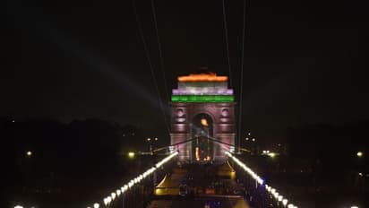 ৩০০ টিরও বেশি প্রতিষ্ঠানকে ২৪ ঘন্টা খোলা থাকার অনুমোদন, দিল্লির নাইট লাইফের আমেজ গড়তে তৎপর এলজি ভিকে সাক্সেনা